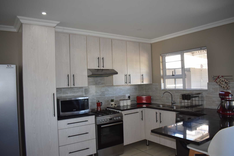 3 Bedroom Property for Sale in Nahoon Valley Park Eastern Cape